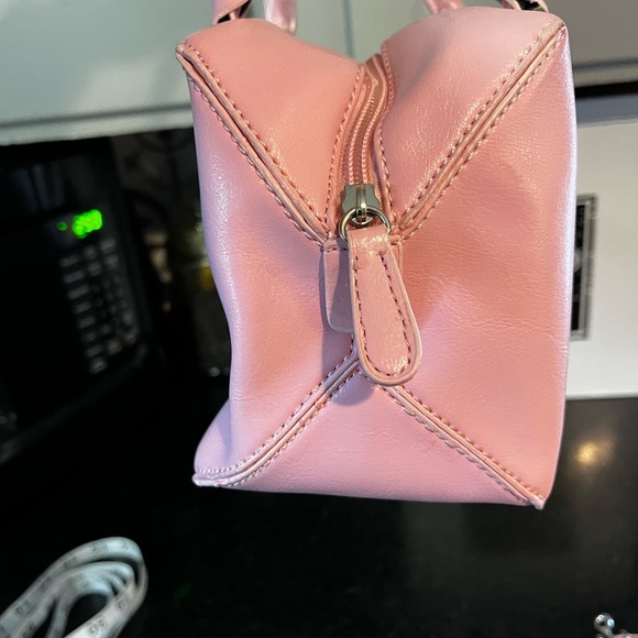 NWT Y2K Baby Pink Barrel Bag - JC Fashion Satchel with Crossbody Strap - Picture 2 of 6